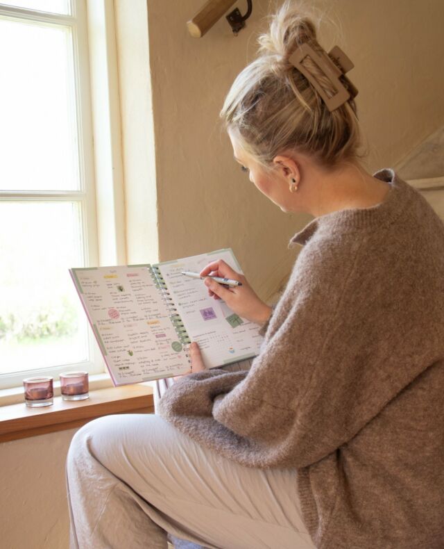 Ready for a new week? ⁠
Your planner definitely is!📔💫